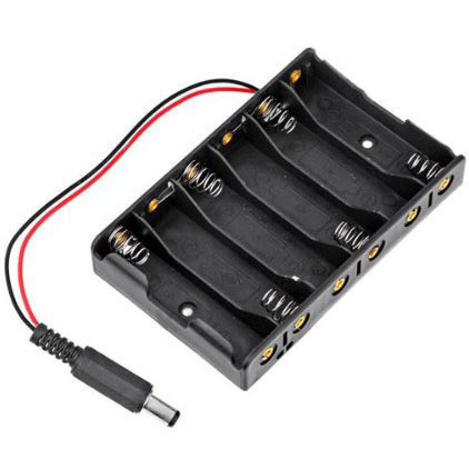 Batteriefach (6x AA) mit Stecker für Mikrocontroller