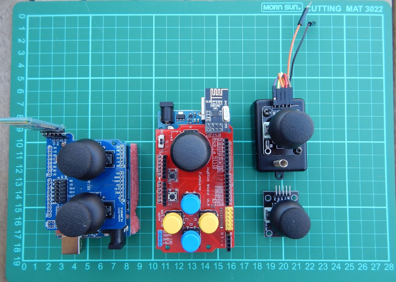 RC Car für Arduino bauen - Joysticks