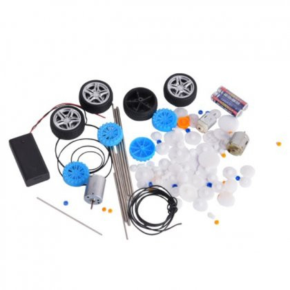 Kit with plastic gears, pulleys, belts, electric motors, wheels