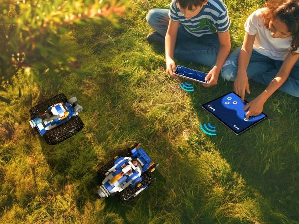 Apitor Robot "J" 6-in-1 coding space robot kit for beginners